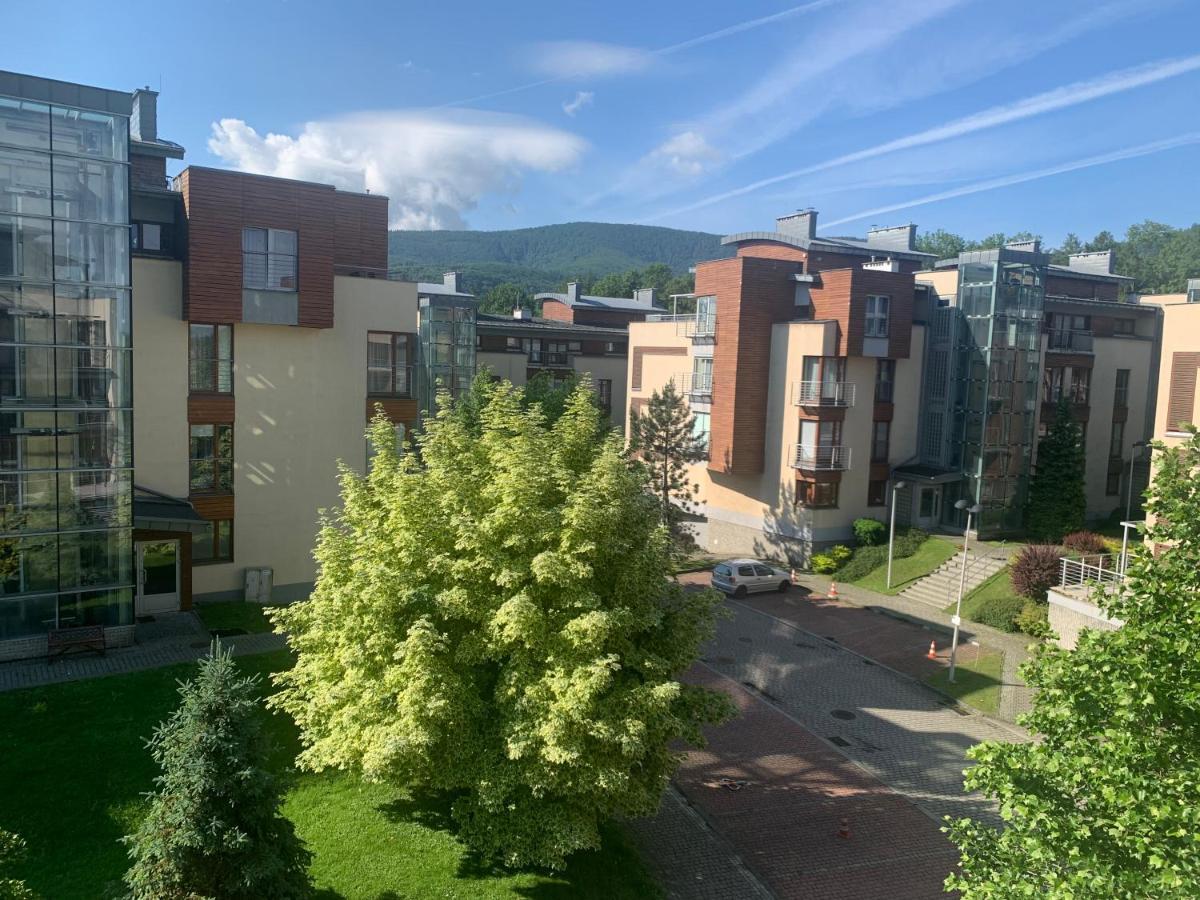 אוסטראון Apartament Zeta - Zeta Park מראה חיצוני תמונה